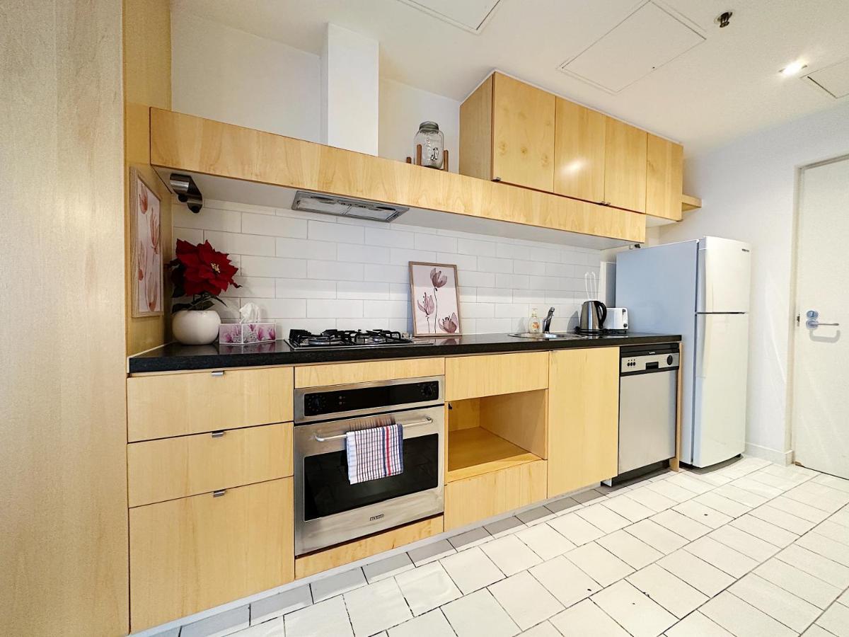 Luxe Central City Qv Apartment With Indoor Pool & Gym Melbourne Exterior photo